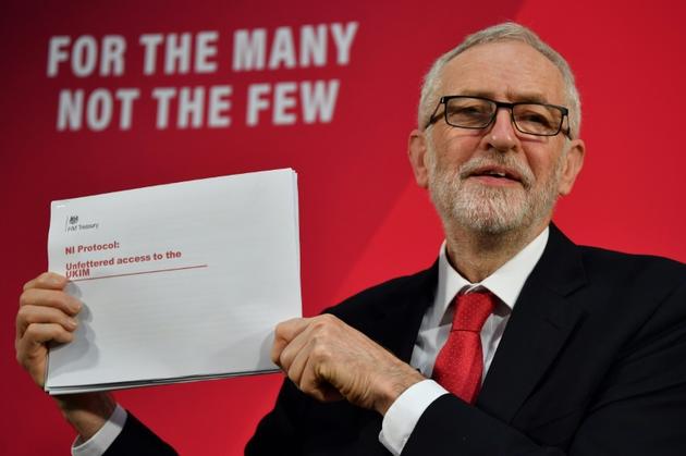 Le chef du parti travailliste britannique, Jeremy Corbyn, lors d'une conférence de presse 0 Londres le 6 décembre 2019 [Ben STANSALL / AFP]