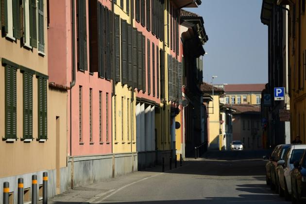 Une rue déserte à Codogno, près de Milan (Italie), le 22 février 2020 [Miguel MEDINA / AFP]