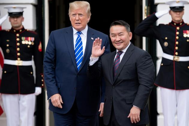 Le président américain Donald Trump reçoit son homologue mongol Khaltmaa Battulga à la Maison Blanche, le 31 juillet 2019 à Washington [SAUL LOEB / AFP/Archives]