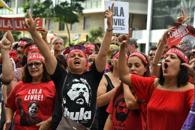 Des soutiens de l'ex-président Lula manifestent à Sao Paulo, le 7 avril 2019 [NELSON ALMEIDA / AFP/Archives]
