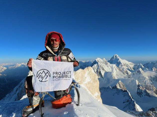 L'alpiniste népalais Nirmal Purja le 18 juillet 2019  en haut du sommet Gasherbrum II  [Handout / Nirmal 'Nims' Purja - Bremont Project Possible/AFP]