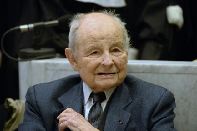 Le fondateur des laboratoires, Jacques Servier (ici le 21 mai 2013) n'assistera pas au procès, il est décédé en 2014 [Lionel BONAVENTURE / AFP/Archives]