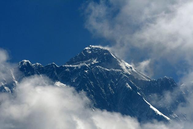 L'Everest, 140 km au nord de Kathmandu, le 27 mai 2019. [PRAKASH MATHEMA / AFP]