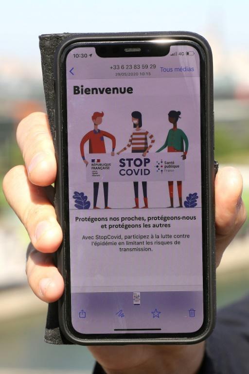L'application StopCovid sur un téléphone, le 6 juin 2020 [Ludovic MARIN / AFP/Archives]