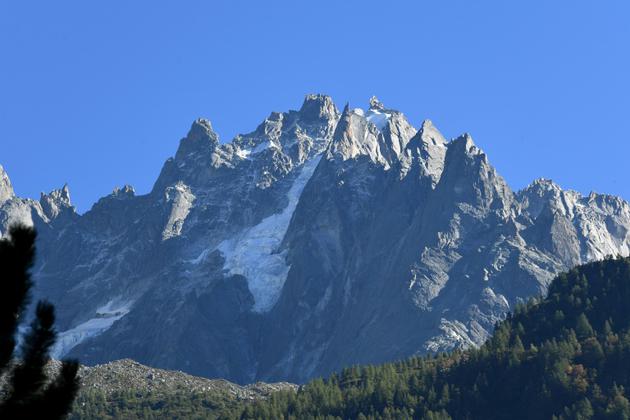 Le glacier Plan dans la région Chamonix-Mont-Blanc (France), et les dents du Crocodile (3640 m), le 28 septembre 2018   [JEAN-PIERRE CLATOT / AFP/Archives]
