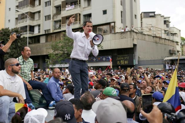 Le leader de l'opposition au Venezuela<br />
Juan Guaido, proclamé président par intérim, appelle à une manifestation à Caracas le 9 mars 2019 [Cristian Hernandez / AFP]