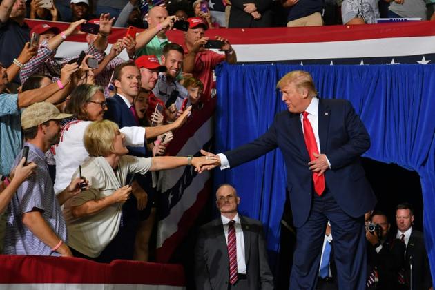 Donald Trump lors de son arrivée sur scène à Greenville le 17 juillet 2019 [Nicholas Kamm / AFP]