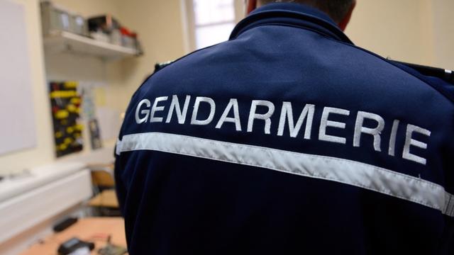 La famille d'un homme, abattu par les gendarmes la semaine dernière en Haute-Savoie, a décidé de porter plainte pour homicide volontaire. 