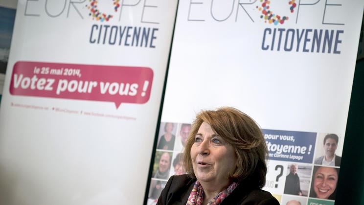 Corinne Lepage, ancienne ministre de l'Environnement, lors d'une conférence de presse dans le cadre de la campagne électorale des Européennes le 10 avril 2014 [Lionel Bonaventure / AFP/Archives]
