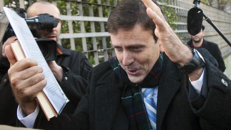 Le Dr Eufemiano Fuentes arrive au tribunal de Madrid, le 28 janvier 2013