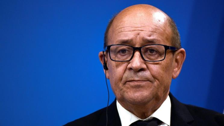 Le ministre de la Défense Jean-Yves Le Drian le 25 octobre 2016 à Paris [MARTIN BUREAU / AFP/Archives]