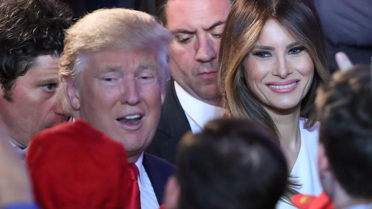 Le futur président des États-Unis, Donald Trump, et son épouse Melania, le 9 novembre.