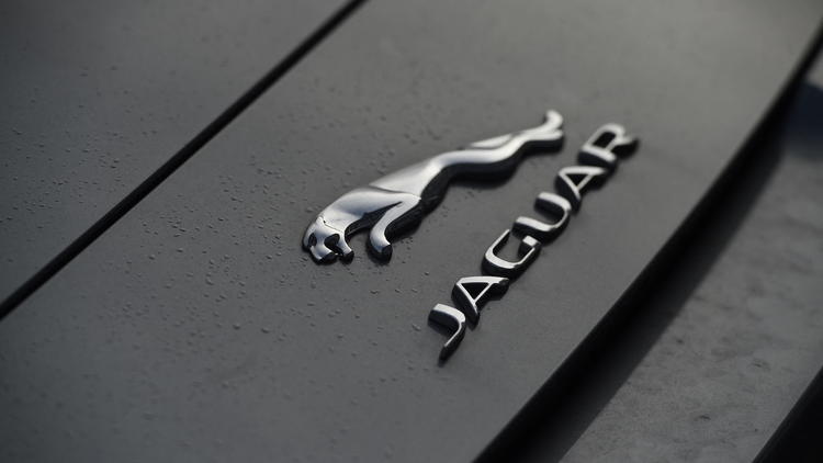 Jaguar se tourne vers l'électrique