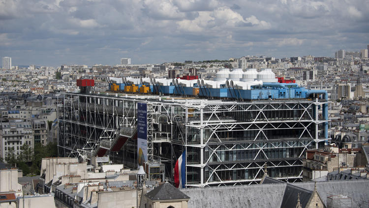 Le centre Pompidou accueille une importante exposition sur le peintre Francis Bacon