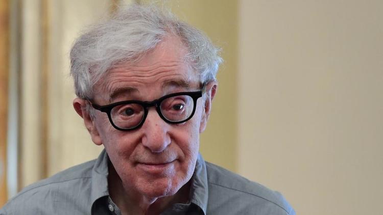 Le 50e film de Woody Allen sera tourné à Paris et en français.