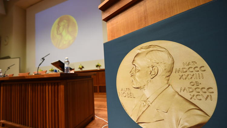 Qui succèdera à Kazuo Ishiguro, prix Nobel de littérature en 2017 ?