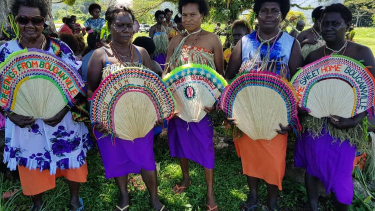 Des habitantes de l'île de Bougainville.