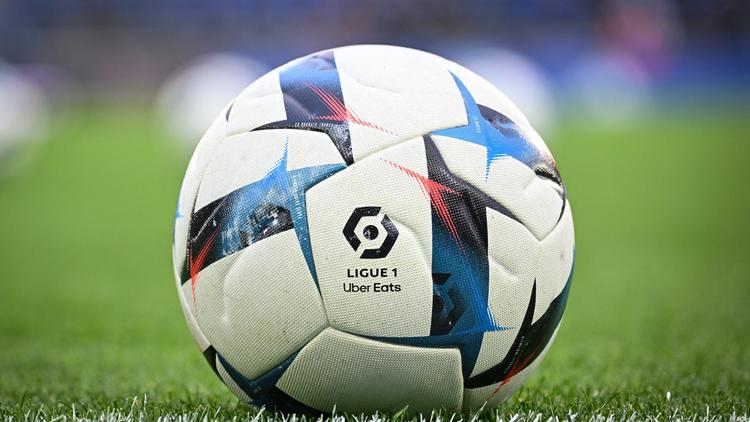 Ballon foot Ligue 1 illustration 