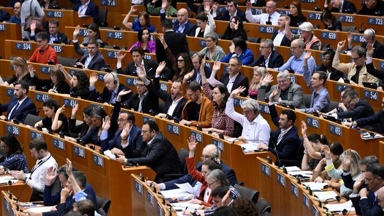 Les députés européens ont voté ce mercredi en faveur du Pacte asile et migration