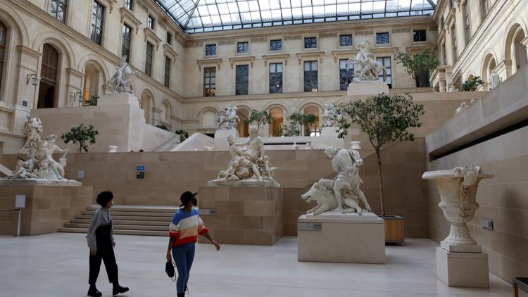 Avec la crise sanitaire liée au Coronavirus, le musée du Louvre est resté fermé pendant six mois en 2020