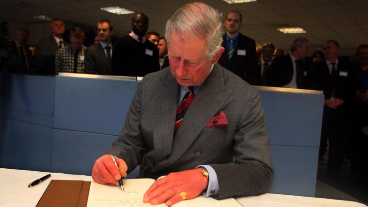 Le prince Charles à Port Talbot au pays de Galles, le 14 décembre 2012 [Geoff Caddick / Pool/AFP/Archives]