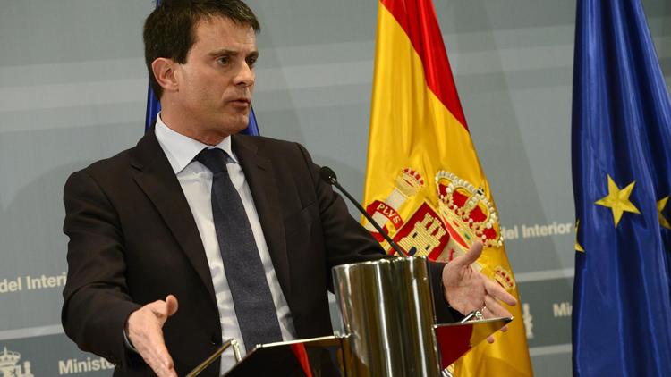 Manuel Valls lors d'une conférence de presse à Madrid le 24 mai 2013 [Javier Soriano / AFP]
