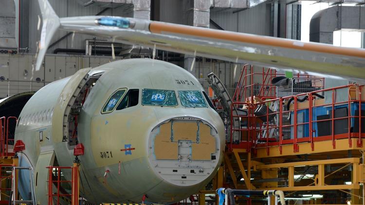 Des Airbus A320 dans  l'usine d'assemblage de Tianjin au nord est de la Chine, le 13 juin 2012 [Mark Ralston / AFP/Archives]