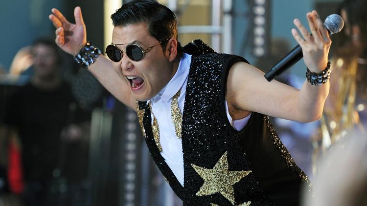 Le chanteur sud-coréen Psy lors d'un show pour une chaîne de télé australienne, à Sydney, le 17 octobre 2012 [Greg Wood / AFP/Archives]