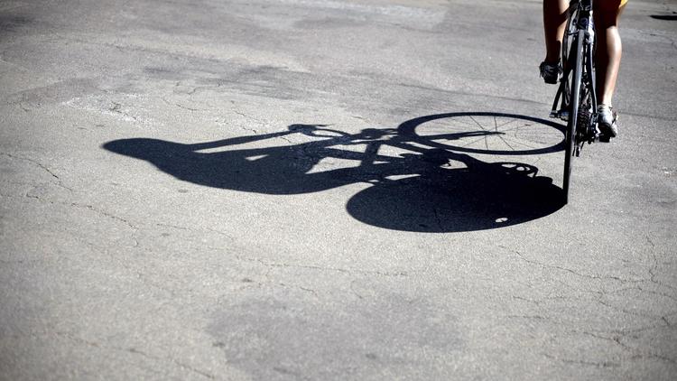 Un cycliste [Jeff Pachoud / AFP/Archives]