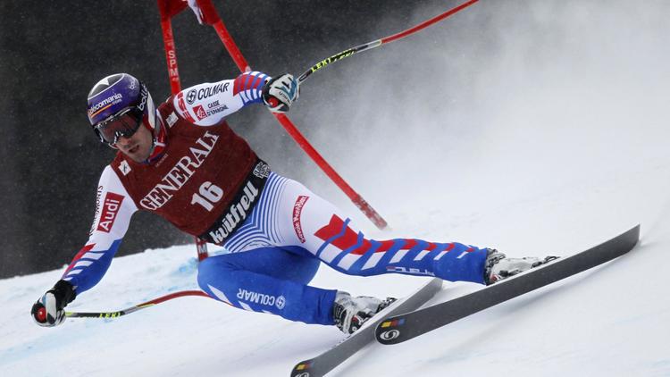Le skieur français Adrien Théaux en course lors du Super-G de Kvitfjell, en Norvège, le 4 mars 2012. [Daniel Sannum Lauten / AFP/Archives]