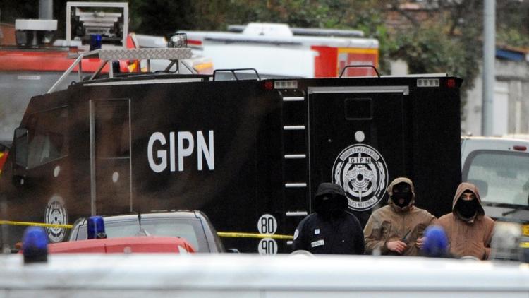 Des membres du GIPN interviennent à Toulouse près de l'appartement de Mohamed Merah, le 22 mars 2012 [Remy Gabalda / AFP/Archives]