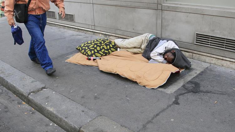 Plus d'un tiers des Français (37%) affirment avoir déjà connu, à un moment de leur vie, une situation de pauvreté, soit deux points de plus que l'an dernier[AFP]