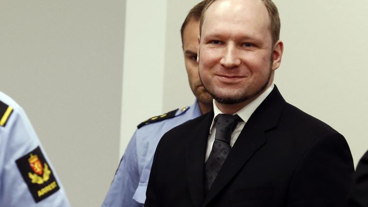 Le tueur de masse Anders Behring Breivik lors de son procès à Oslo, le 24 août 2012 [Heiko Junge / Pool/AFP/Archives]