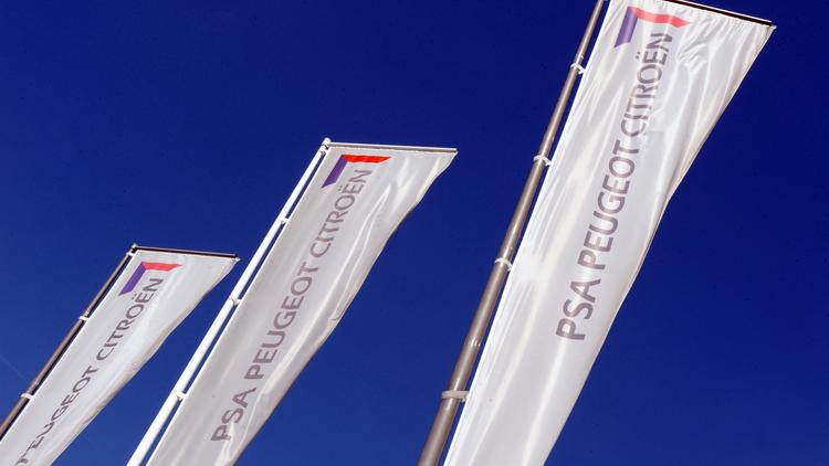 Le constructeur automobile français PSA Peugeot Citroën va sortir du CAC 40 et sera remplacé par le groupe belge de chimie Solvay, selon une décision prise jeudi par le Conseil scientifique des indices et annoncée par l'opérateur boursier NYSE Euronext. [AFP]