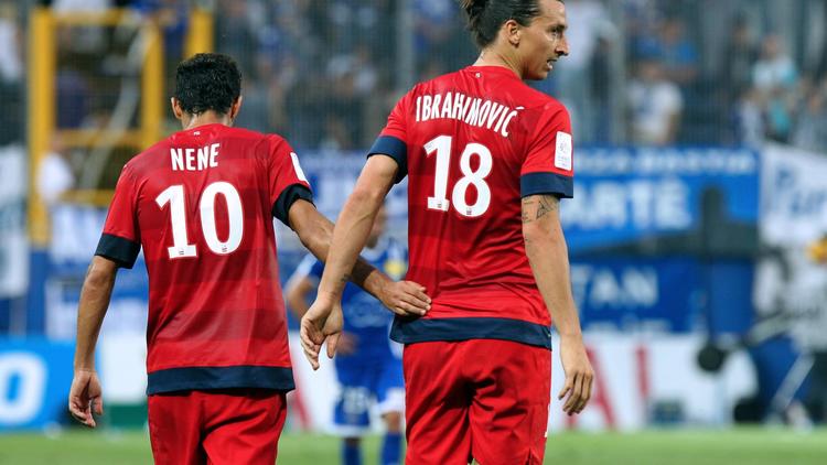 Les Parisiens Nene et Ibrahimovic lors de Ligue 1 d'un match à Bastia, le 22 septembre 2012. [Pascal Pochard Casabianca / AFP/Archives]