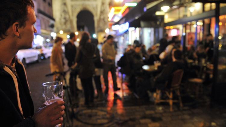 Une terrasse de bar à Paris [Mehdi Fedouach / AFP/Archives]