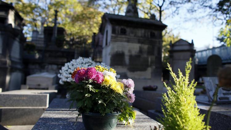 Un cimetière [Kenzo Tribouillard / AFP/Archives]