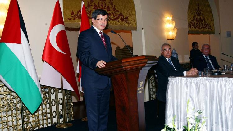 Le chef de la diplomatie turque, Ahmet Davutoglu, le 9 novembre 2012 à Ankara [Adem Altan / AFP/Archives]