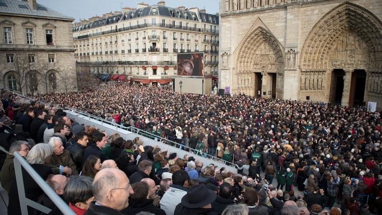 Rassemblement à l'occasion de l'inauguration des nouvelles cloches de Notre-Dame de Paris, le 23 mars 2013 à Paris [Bertrand Langlois / AFP]