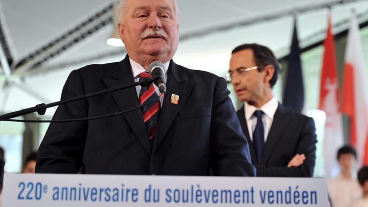 L'ancien président polonais et prix Nobel de la Paix Lech Walesa, le 18 avril 2013 à Lucs-sur-Boulogne en Vendée [Frank Perry / AFP]