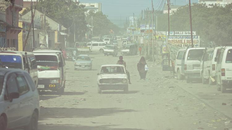 Une rue du centre de Mogadiscio, le 23 avril 2013 [Tony Karumba / AFP/Archives]