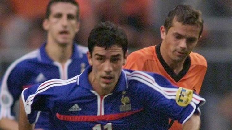 Robert Pirès était notamment auteur de la passe décisive pour le but de la victoire lors de la finale de l'Euro 2000.