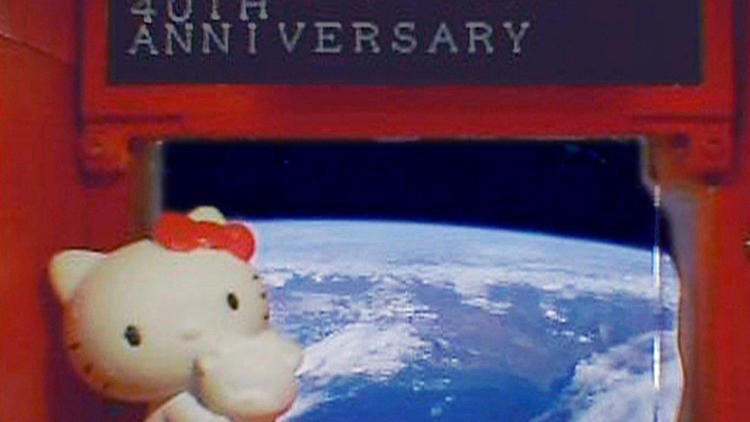 Hello Kitty a fêté ses 40 ans dans l'espace. 