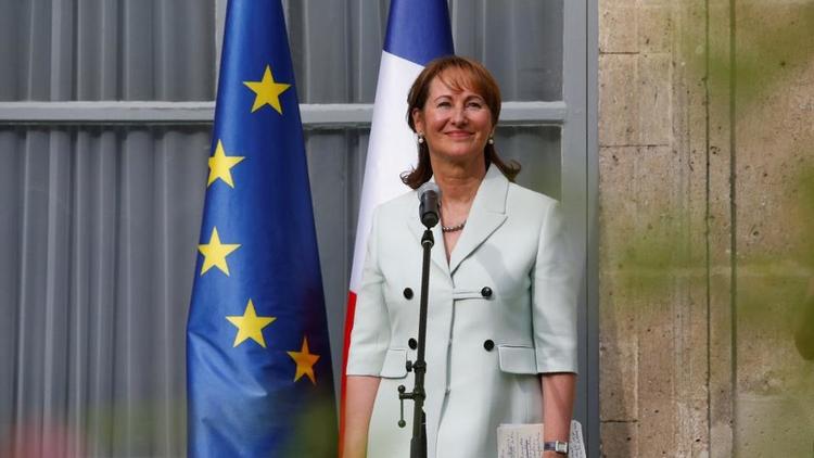 Ségolène Royal semble s'en prendre à Emmanuel Macron
