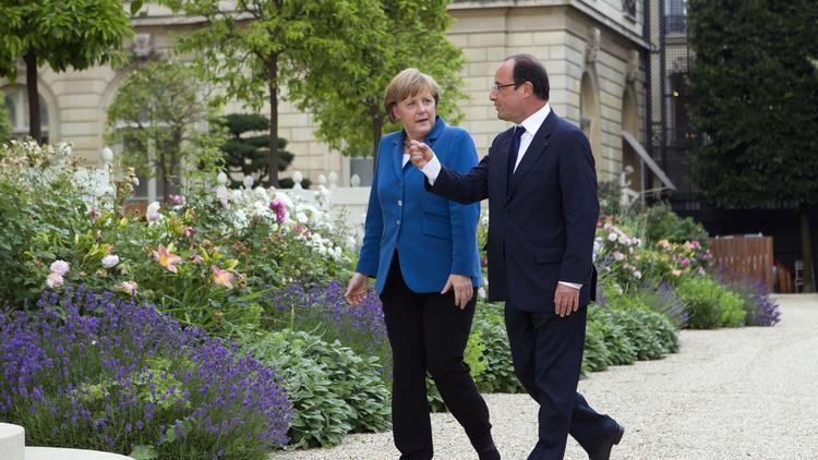Angela Merkel et François Hollande à Paris le 27 juin 2012