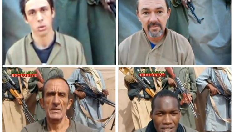 Capture d'écran du site Sahara Medias montrant quatre des six Français otages.