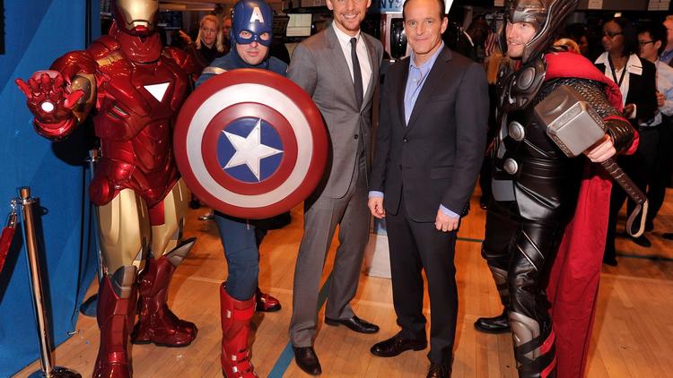 Le PDG du groupe Disney Robert Iger a annoncé mardi que le succès du film "Avengers", sorti fin avril, allait déboucher sur un nouvel épisode au cinéma, et une déclinaison en série télévisée des super-héros créés par les studios Marvel pour sa chaîne de télévision ABC.[GETTY IMAGES NORTH AMERICA]
