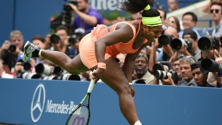L'Américaine Serena Williams battue en demi-finale de l'US Open par l'Italienne Roberta Vinci, le 11 septembre 2015 à New York [TIMOTHY A. CLARY / AFP]
