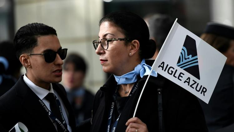 Des employés d'Aigle Azur manifestent devant le ministère des Transports lundi 9 septembre 2019 à Paris [STEPHANE DE SAKUTIN / AFP]