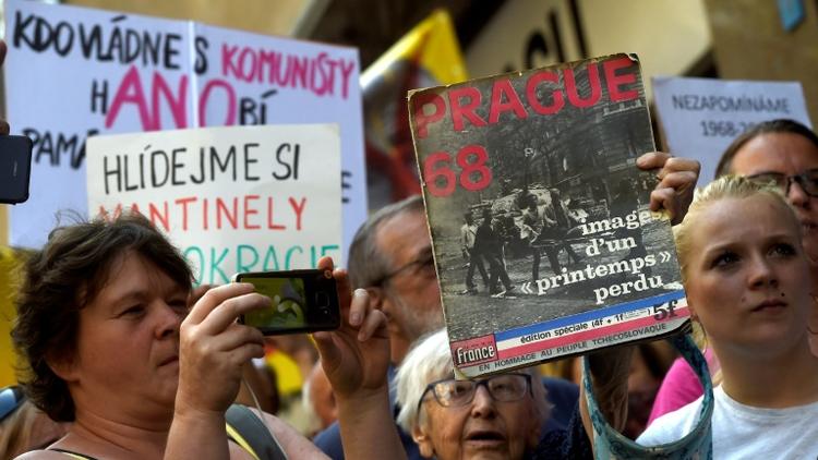 Rassemblement des Praguois à l'occasion du 50e anniversaire du Printemps de Prague, le 21 août 2018 [Michal CIZEK / AFP]
